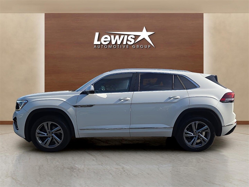 2024 Volkswagen Atlas Cross Sport SEL R-Line photo 3