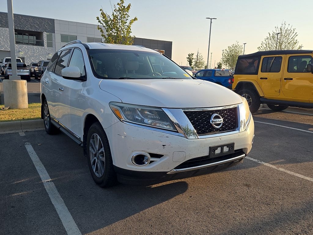 Used 2013 Nissan Pathfinder SL SUV