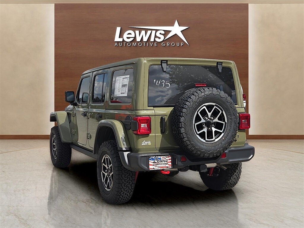 2025 Jeep Wrangler Rubicon photo 3