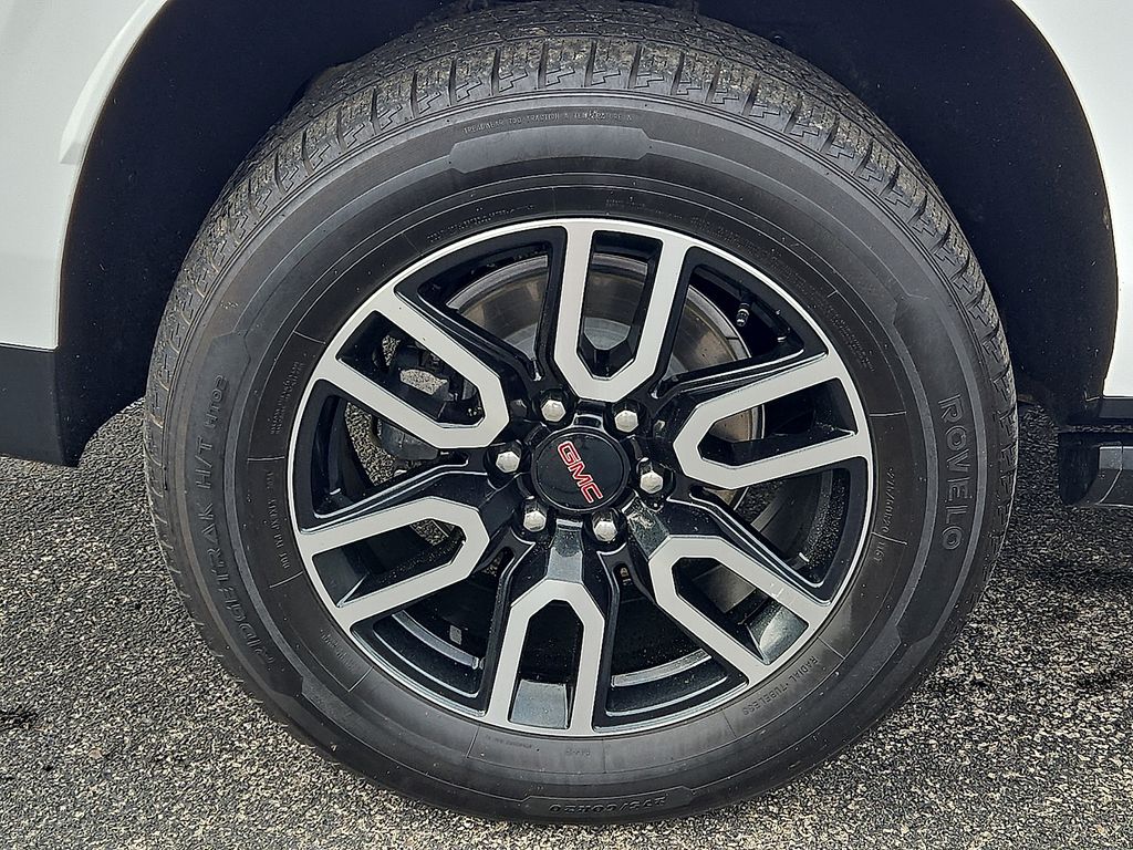 2023 GMC Yukon XL AT4 - Photo 7