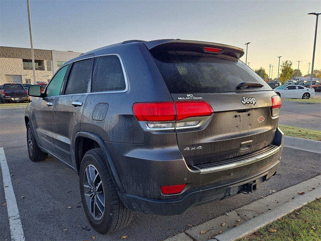 2019 Jeep Grand Cherokee Limited photo 2