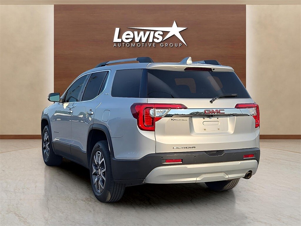 2020 Gmc Acadia SLE photo 3