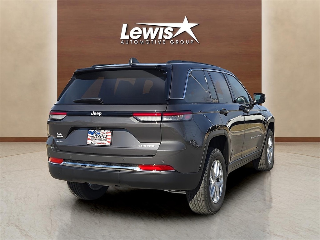 New 2025 Jeep Grand Cherokee LAREDO X 4X4 Sport Utility