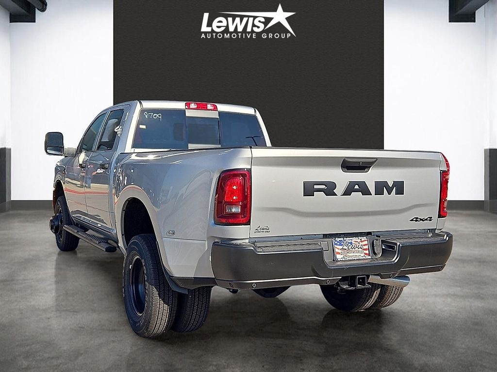New 2026 Ram 3500 TRADESMAN CREW CAB 4X4 8' BOX Pickup