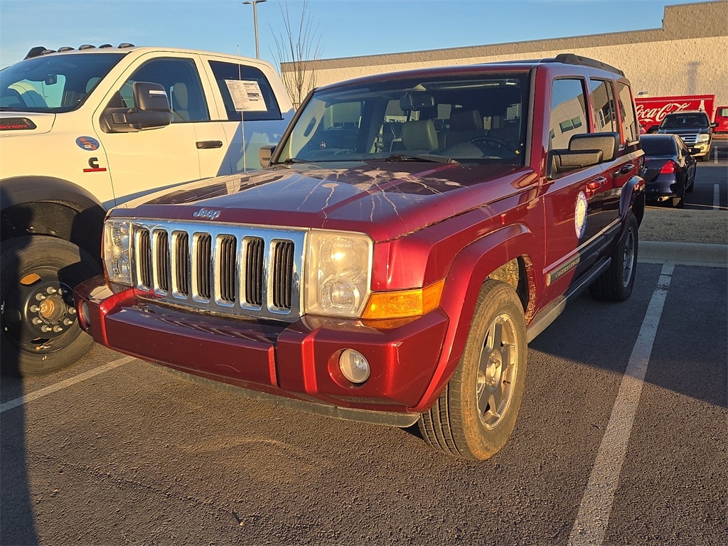 2007 Jeep Commander Sport's photo