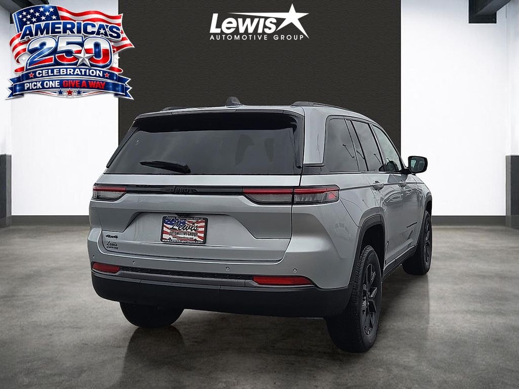 New 2026 Jeep Grand Cherokee LAREDO ALTITUDE 4X4 Sport Utility