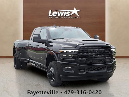 2025 Ram 3500 LIMITED CREW CAB 4X4 8' BOX Pickup