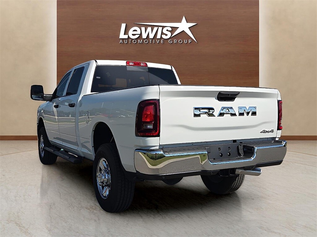 2026 Ram 2500 Tradesman photo 4