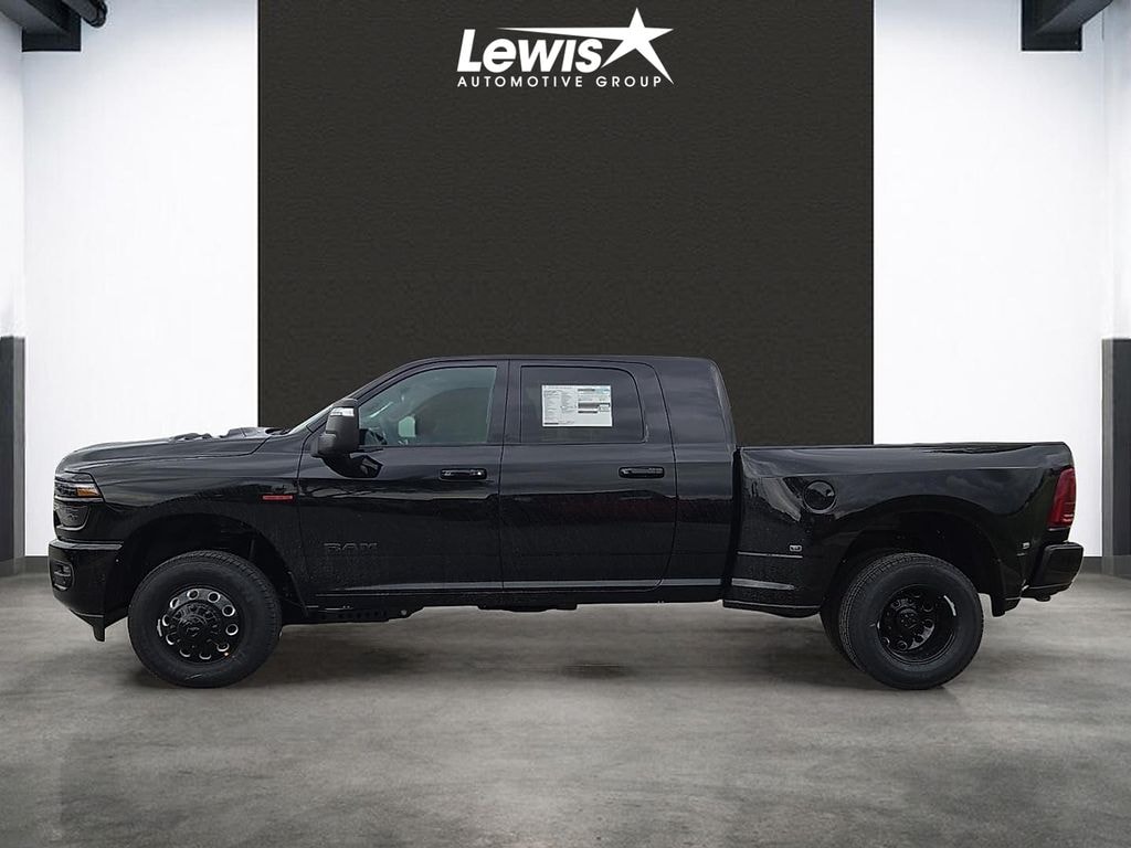 New 2026 Ram 3500 LARAMIE MEGA CAB 4X4 6'4 BOX Pickup