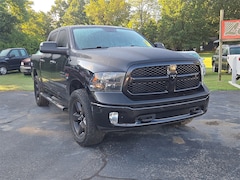 2018 Ram 1500 Big Horn Truck Crew Cab