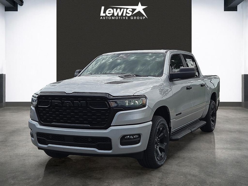 New 2026 Ram 1500 EXPRESS CREW CAB 4X4 5'7 BOX Pickup