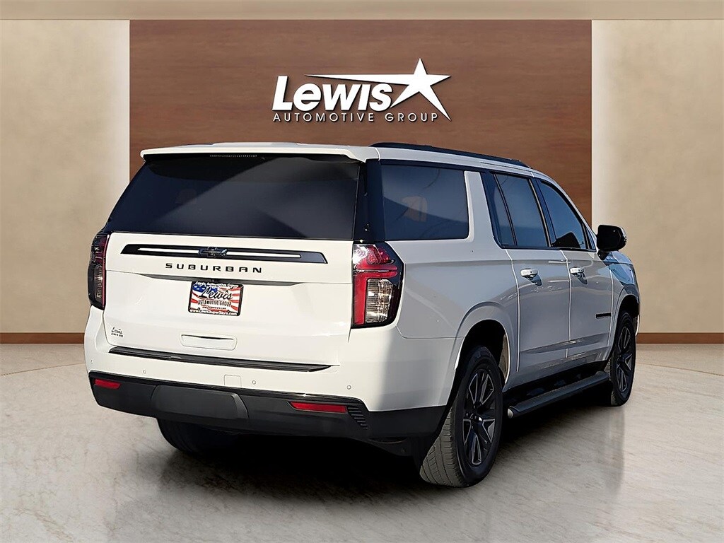2022 Chevrolet Suburban Z71 photo 4