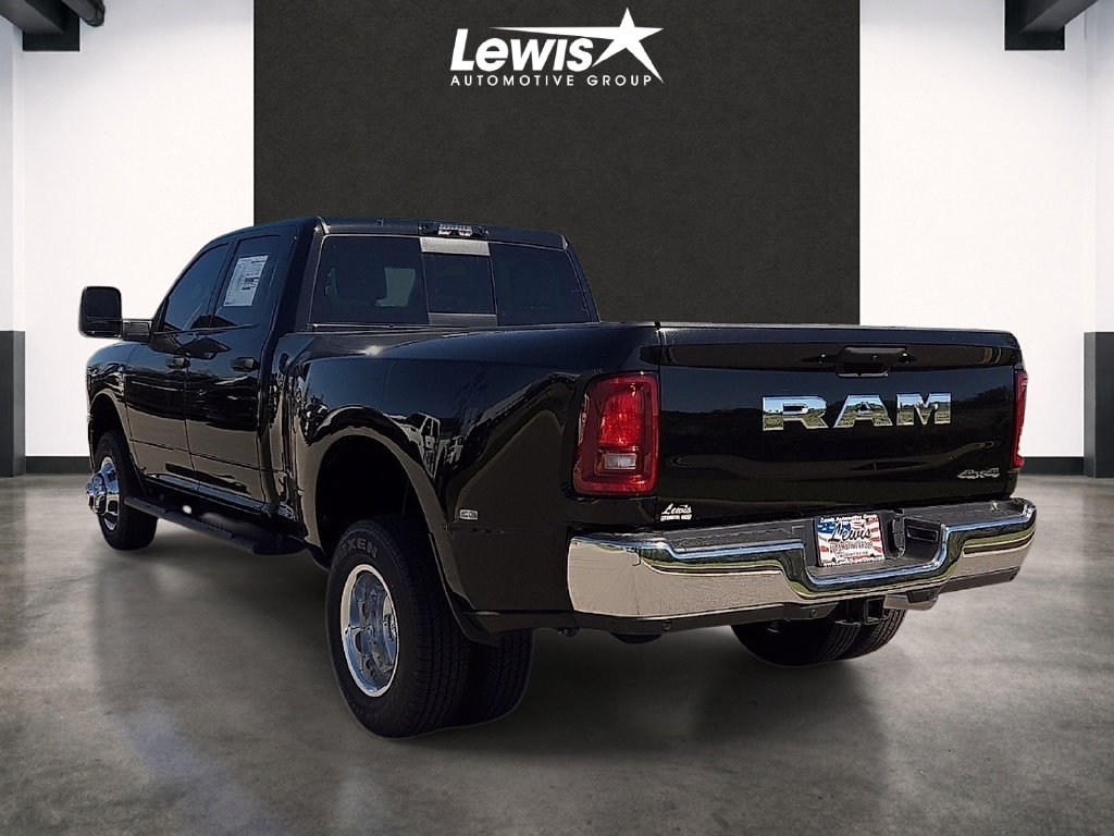 New 2026 Ram 3500 TRADESMAN CREW CAB 4X4 Pickup