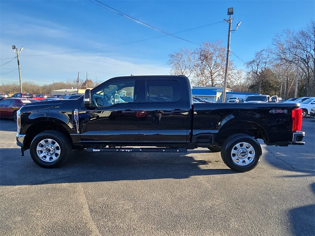 Used 2024 Ford F-250SD XLT Truck Crew Cab