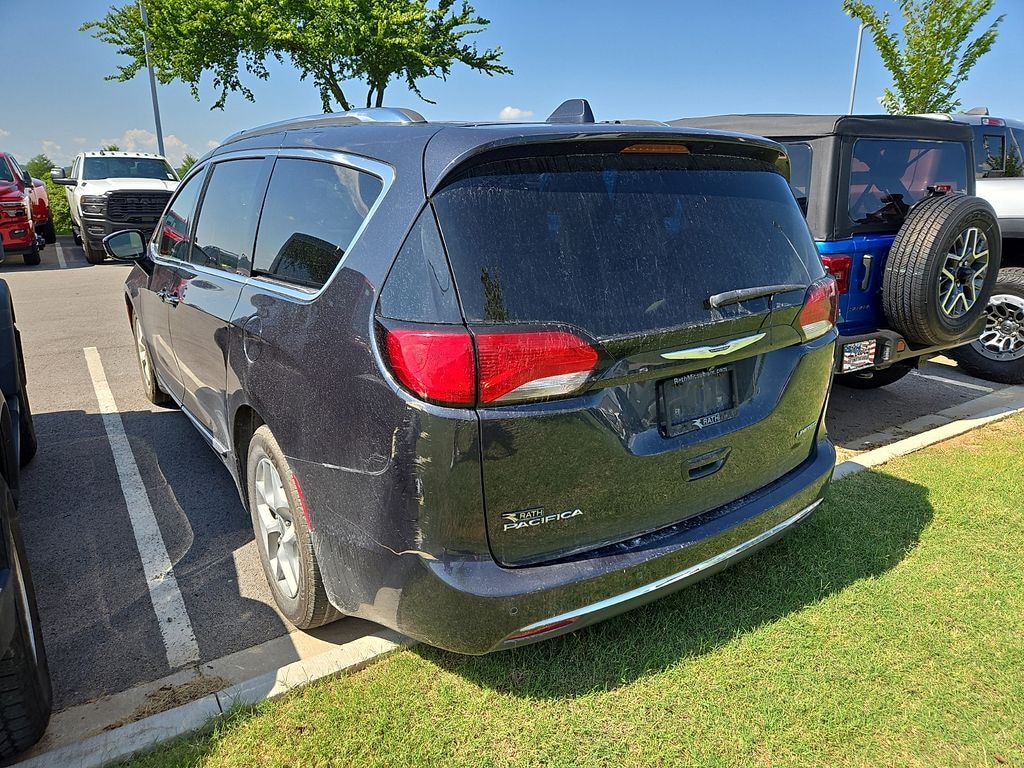 Used 2020 Chrysler Pacifica Limited Van Passenger Van