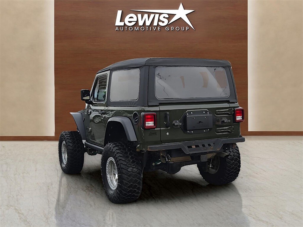 2022 Jeep Wrangler Willys photo 3