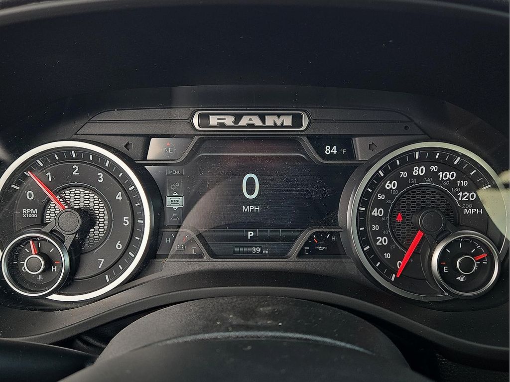 2026 RAM 1500 Warlock - Photo 18