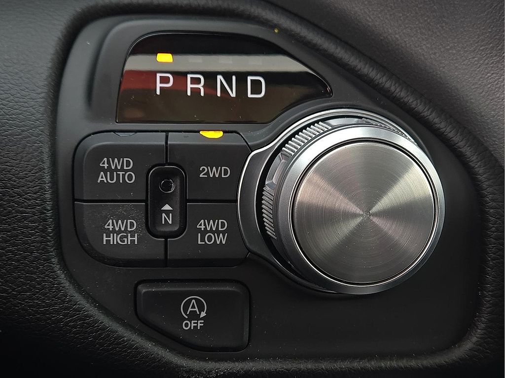 2026 RAM 1500 Laramie - Photo 14