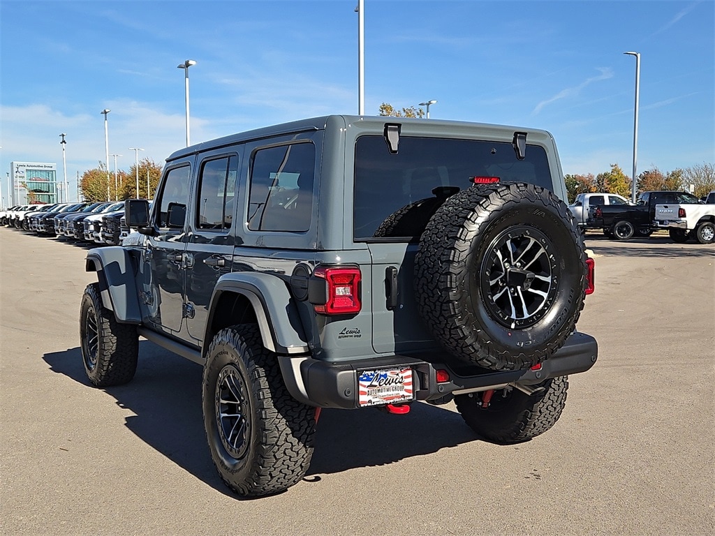 New 2025 Jeep Wrangler 4-DOOR RUBICON X Sport Utility