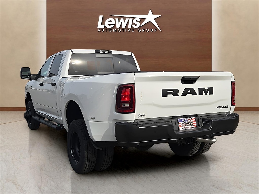 New 2026 Ram 3500 TRADESMAN CREW CAB 4X4 8' BOX Pickup