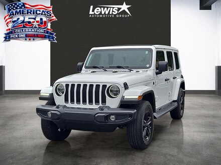 2022 Jeep Wrangler Unlimited Sahara Altitude SUV