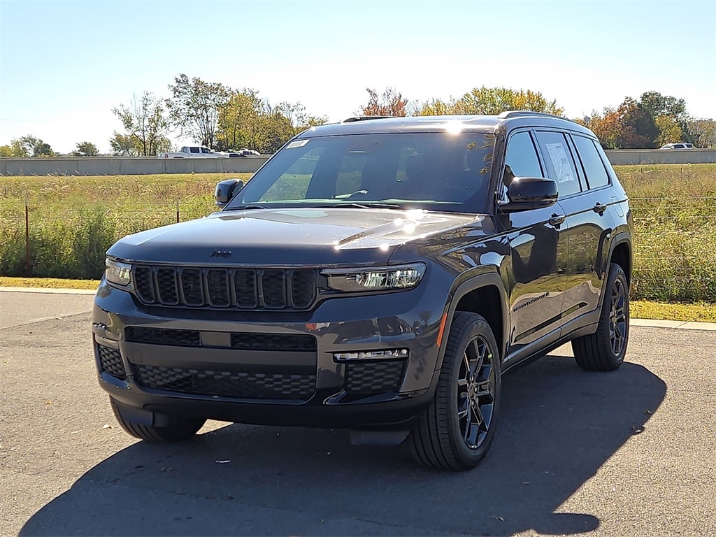 2025 Jeep Grand Cherokee L Limited's photo