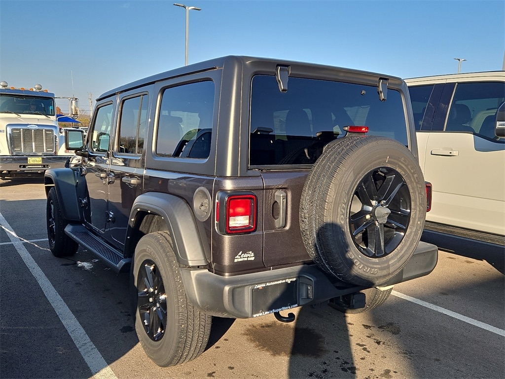 Used 2022 Jeep Wrangler Unlimited Sport Altitude SUV