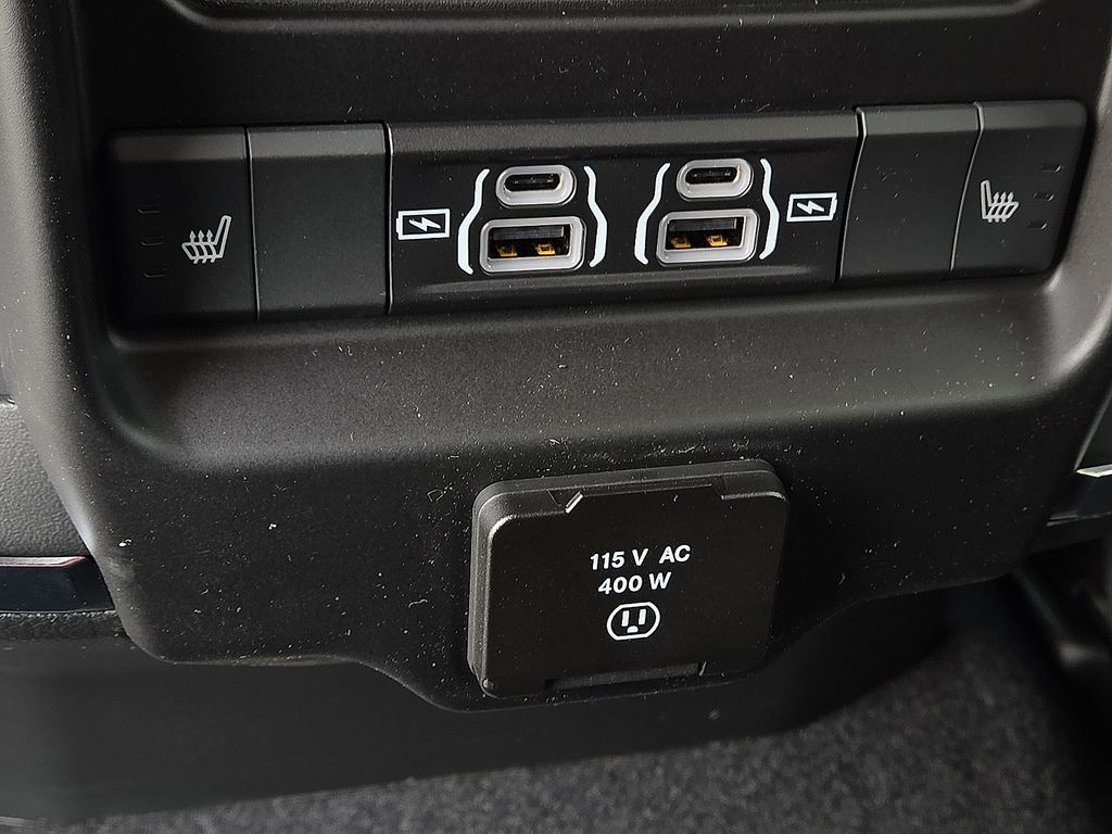 2026 RAM 1500 Laramie - Photo 9