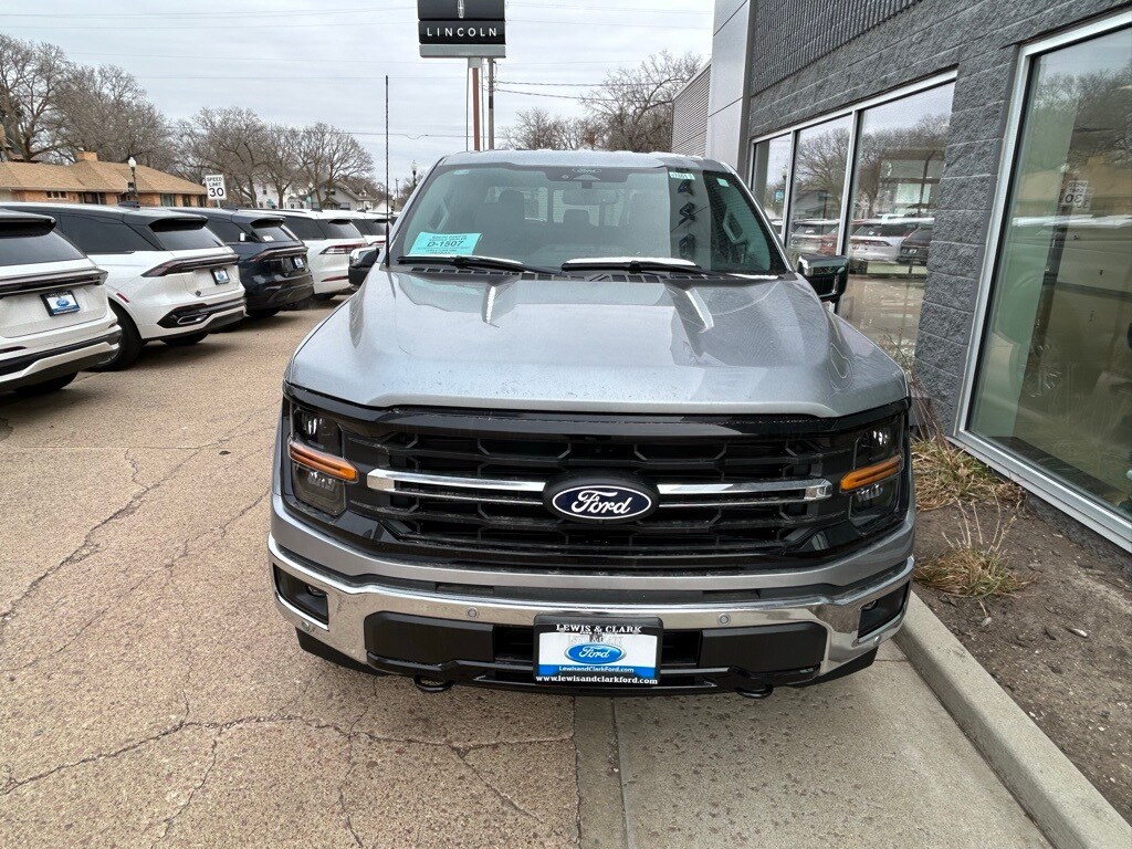 2024 Ford F-150 XLT photo 4