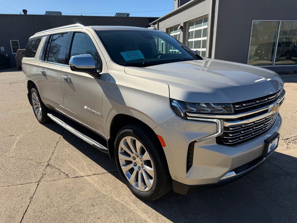 Used 2023 Chevrolet Suburban Premier SUV