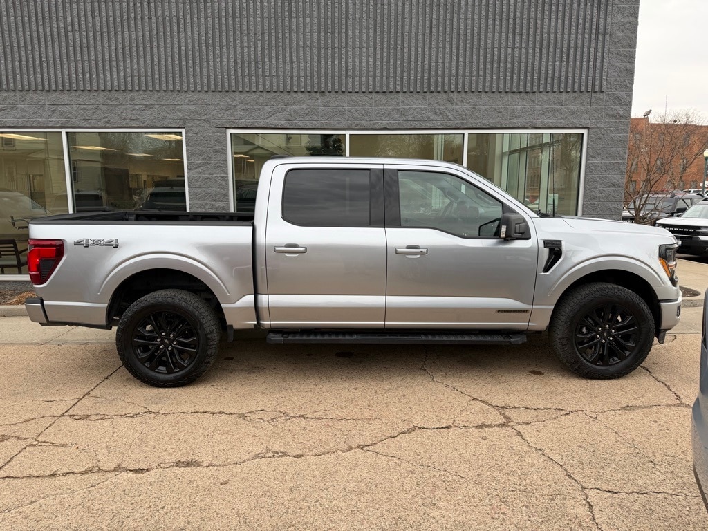 2025 Ford F-150 XLT's photo