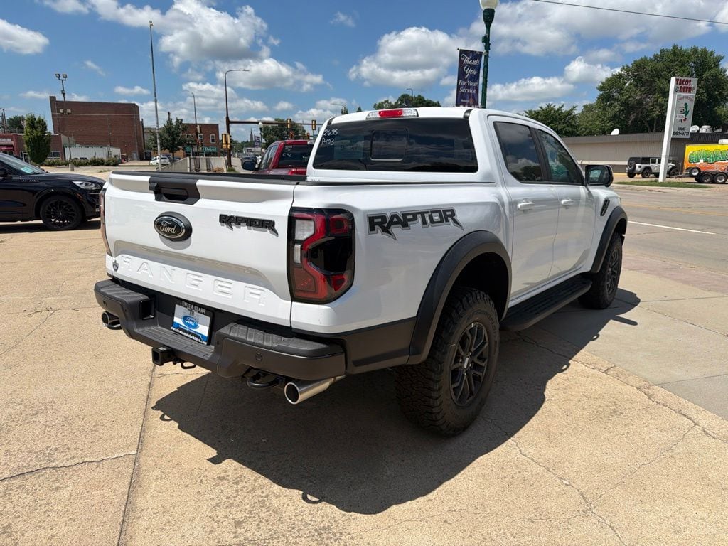 2026 Ford Ranger Raptor - Photo 9