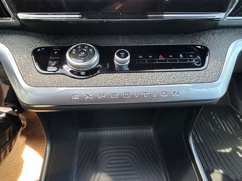 2025 Ford Expedition Tremor - Photo 20