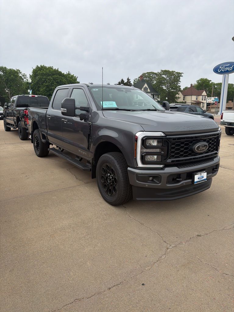2026 Ford F-250 Lariat 4x4 Crew Cab 6-3/4' Box's photo
