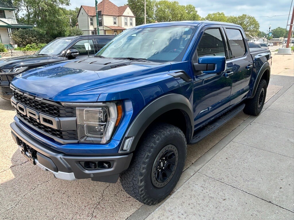 2022 Ford F-150 Raptor photo 2