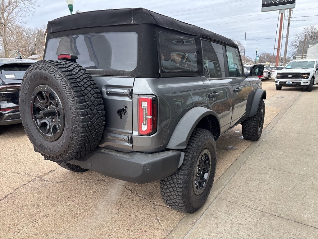 2024 Ford Bronco Wildtrak photo 4
