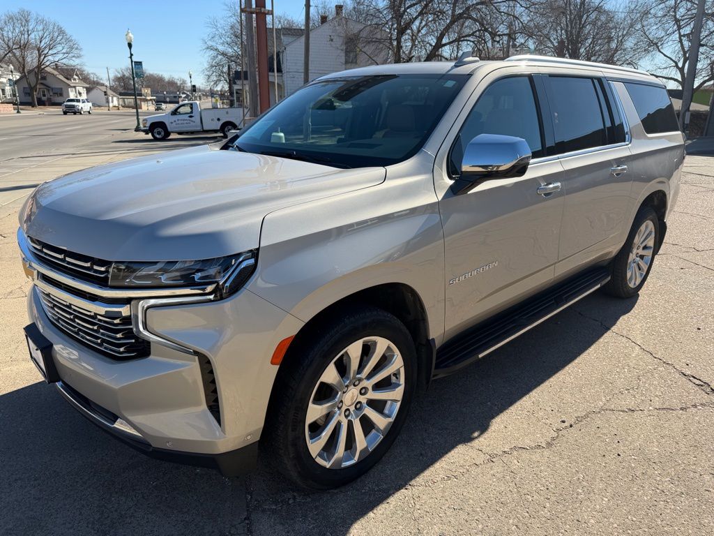 2023 Chevrolet Suburban Premier
