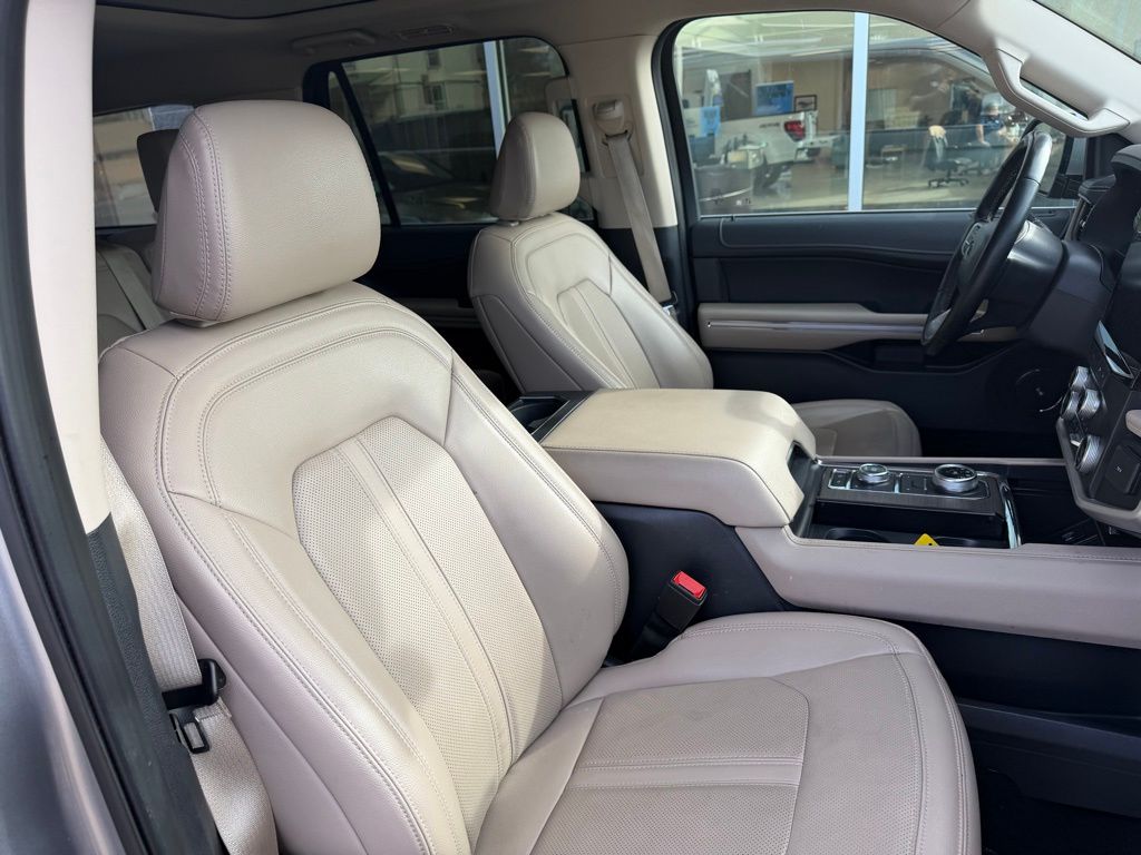 2024 Ford Expedition Limited - Photo 6