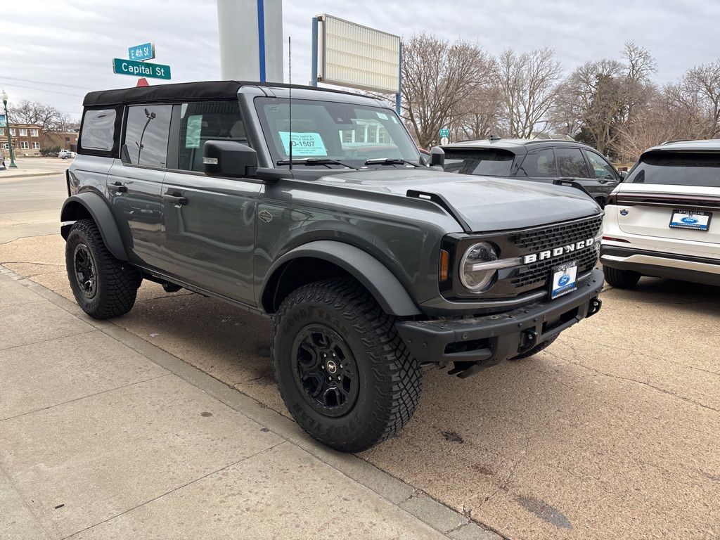 2024 Ford Bronco Wildtrak 4x4's photo
