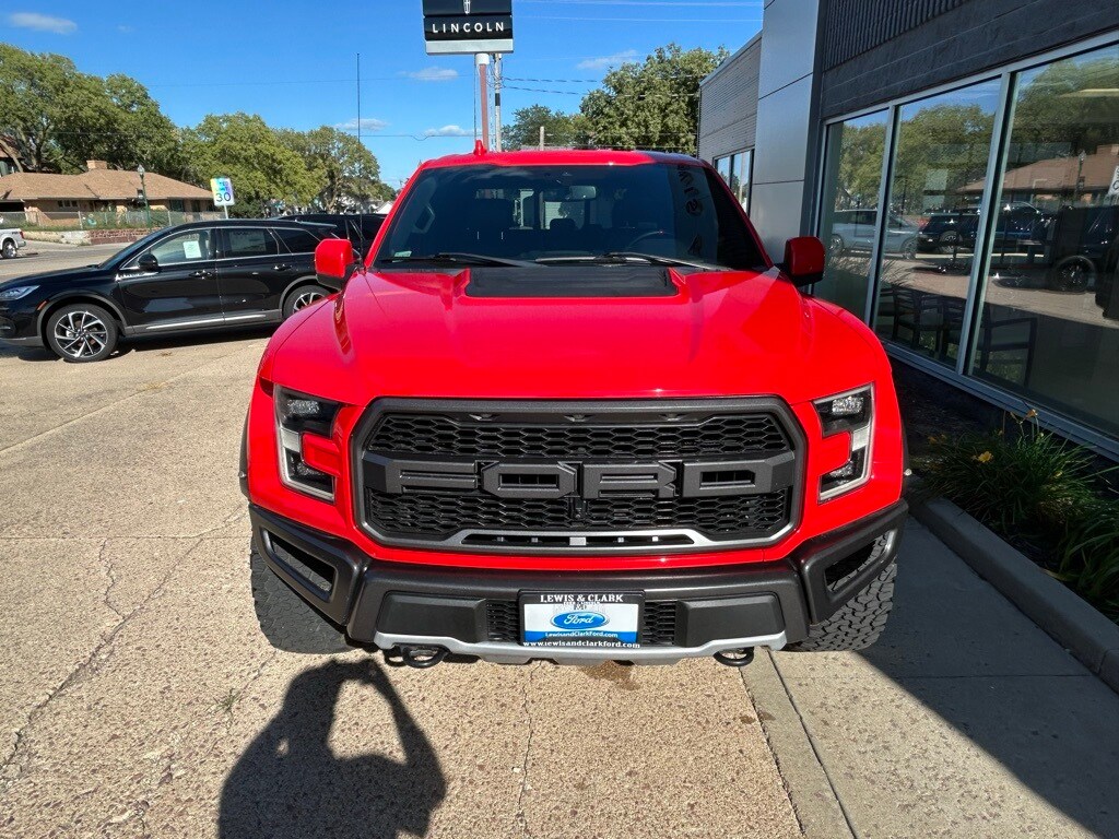 2020 Ford F-150 Raptor photo 3