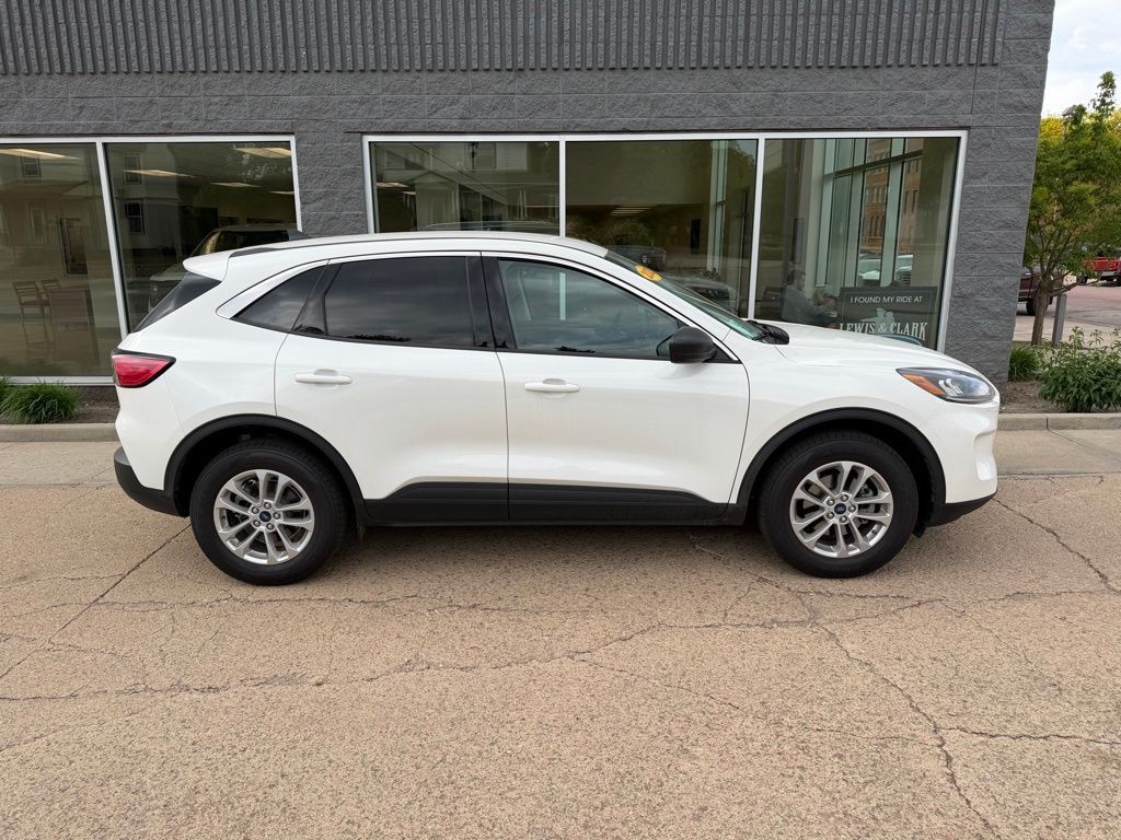 Used 2022 Ford Escape SE SUV