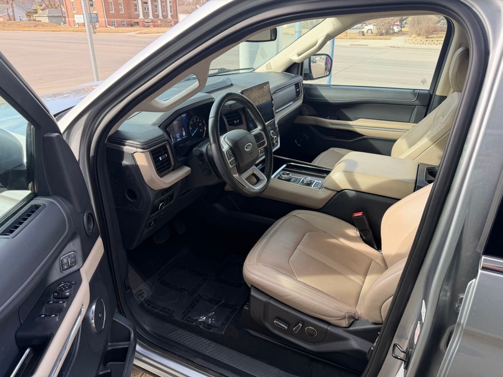 2024 Ford Expedition Limited - Photo 15
