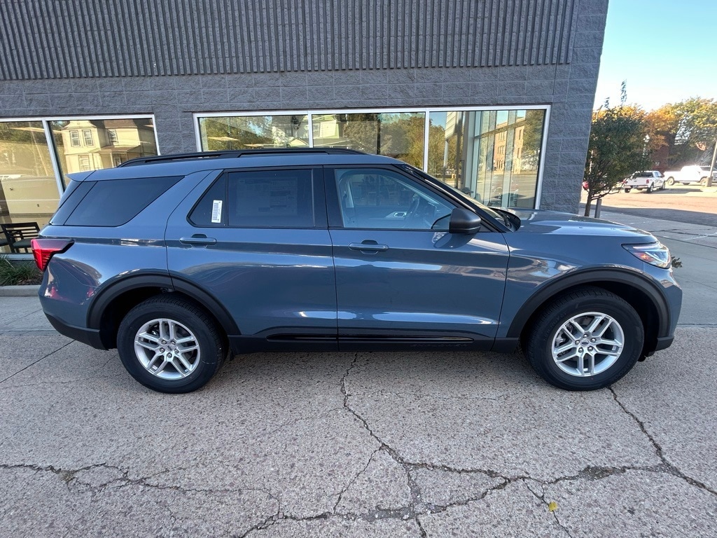 2026 Ford Explorer Active's photo