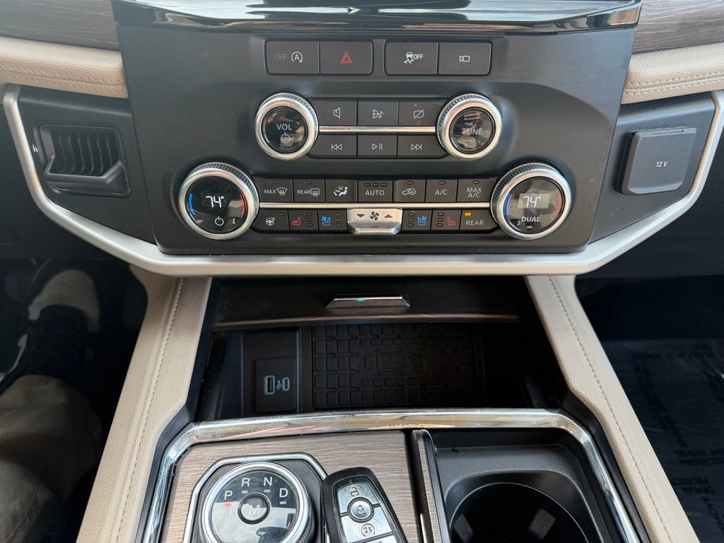 2024 Ford Expedition Limited - Photo 17