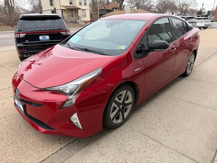 2017 Toyota Prius 5-Door Four Hatchback