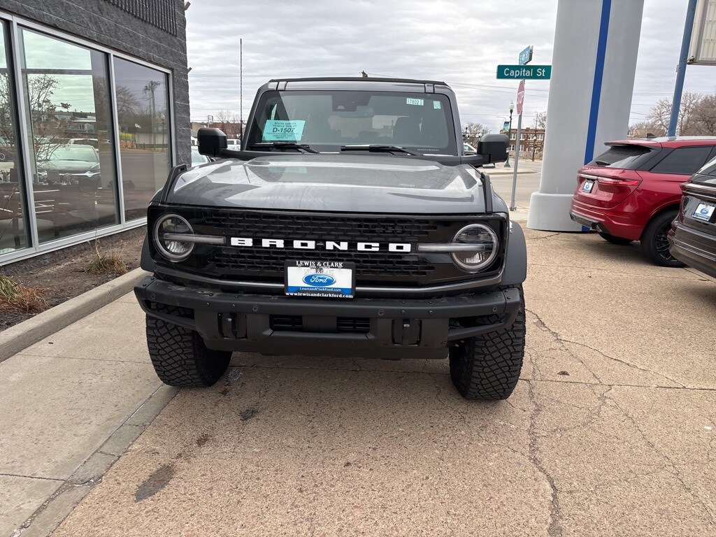 2024 Ford Bronco Wildtrak photo 3