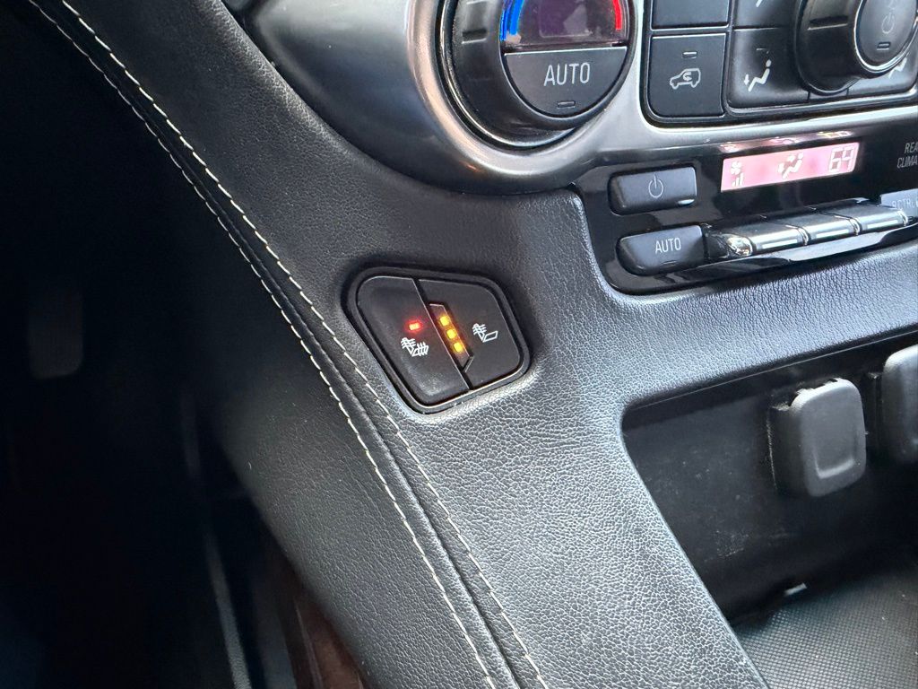 2018 Chevrolet Tahoe LT - Photo 17