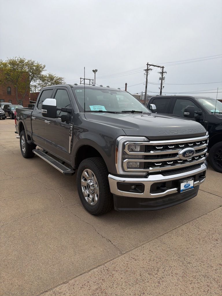 2026 Ford F-350 Lariat 4x4 Crew Cab 6-3/4' Box SRW's photo