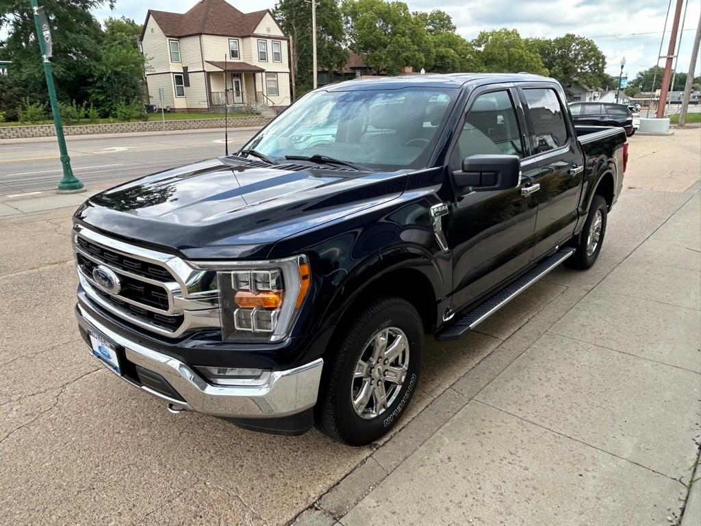 Used 2021 Ford F-150 XLT with VIN 1FTEW1EP8MFC50136 for sale in Yankton, SD