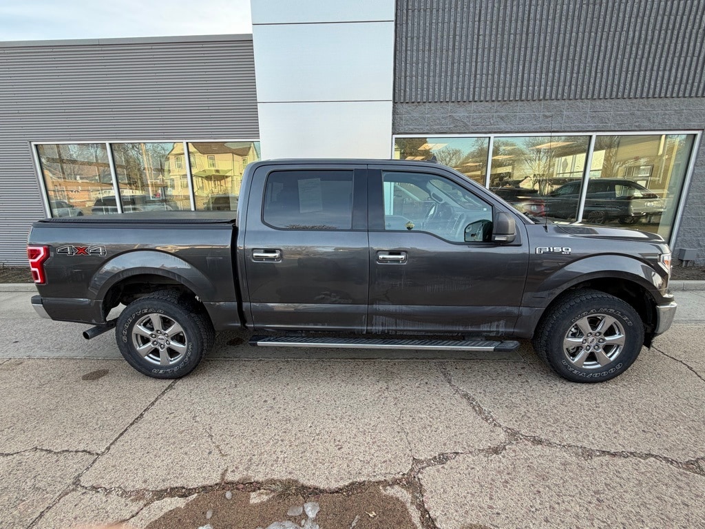 2019 Ford F-150 XLT's photo